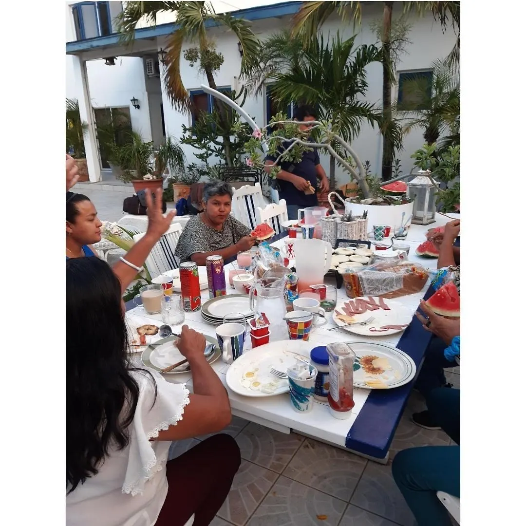 Palmita Hotel Hostel Oranjestad