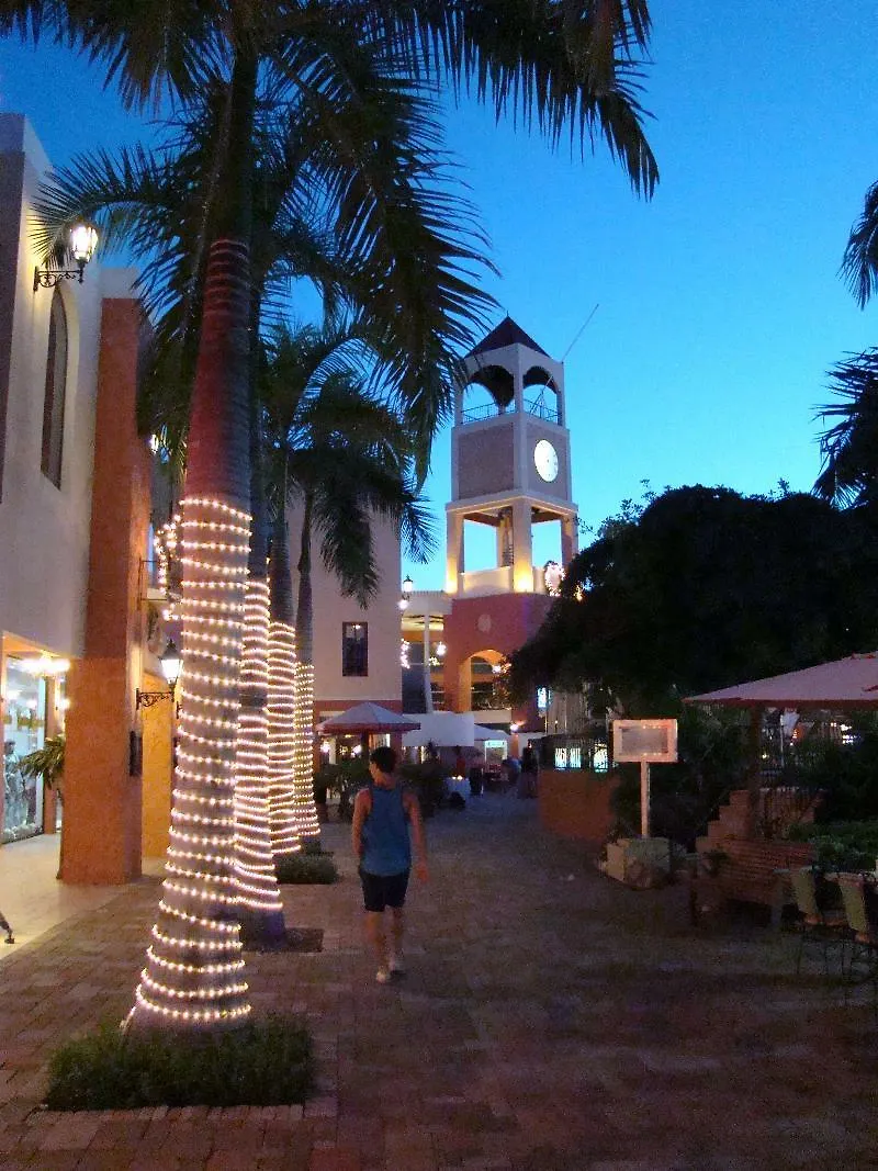 Palmita Hotel Hostel Oranjestad 0*,