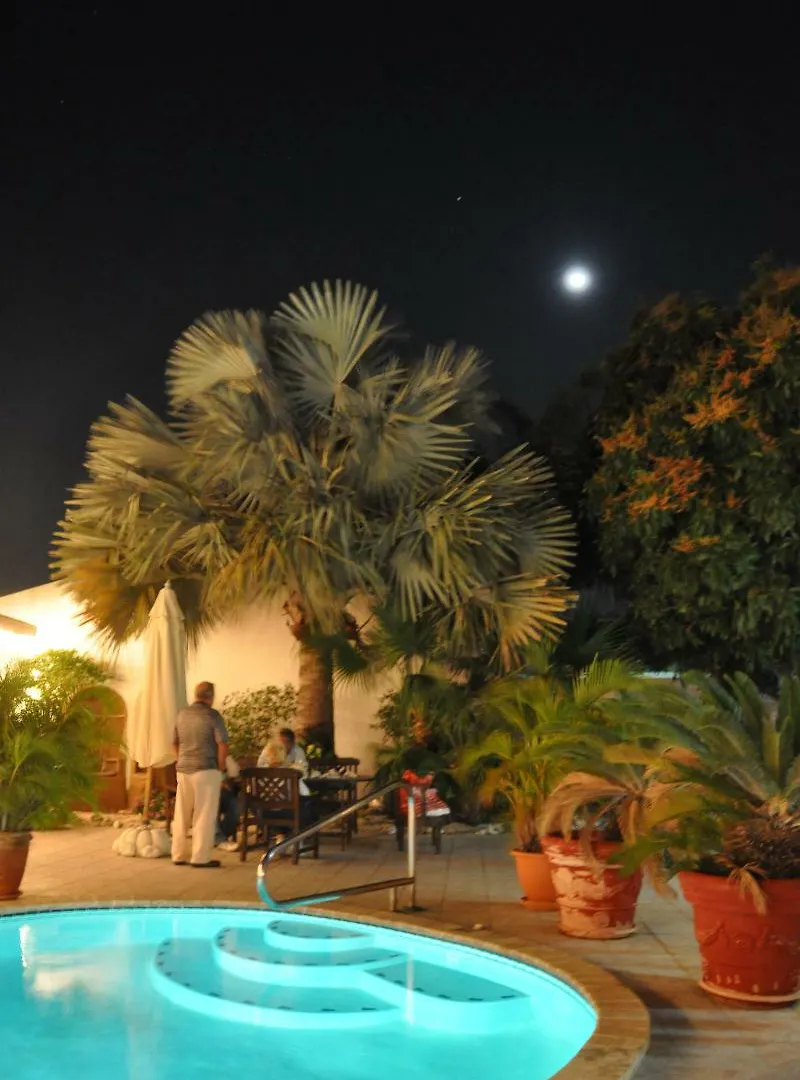 Palmita Hotel Hostel Oranjestad